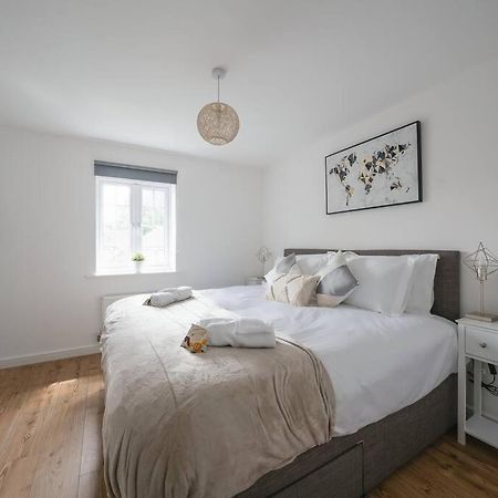 Stylish 2-Bed Home - For Company Contractor And Leisure Stays - Nec, Airport, Hs2, Contractors, Resort World Birmingam Exterior foto