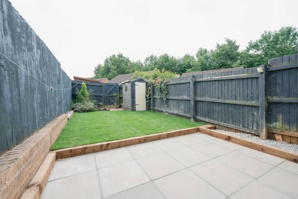 Stylish 2-Bed Home - For Company Contractor And Leisure Stays - Nec, Airport, Hs2, Contractors, Resort World Birmingam Exterior foto